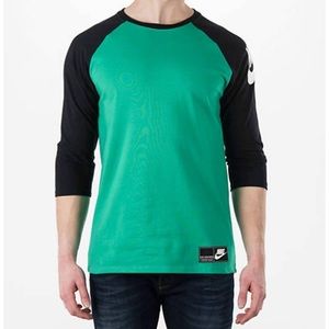 NWT Nike Sportswear Shirt